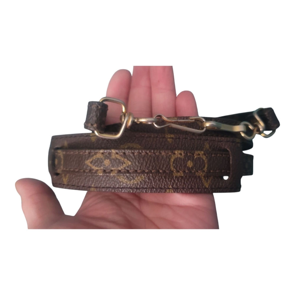Louis Vuitton LV Monogram Canvas Cross Body Strap Chain Authentic Vintage